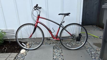Electra Verse 21 speed bicycle 17 in / 43cn