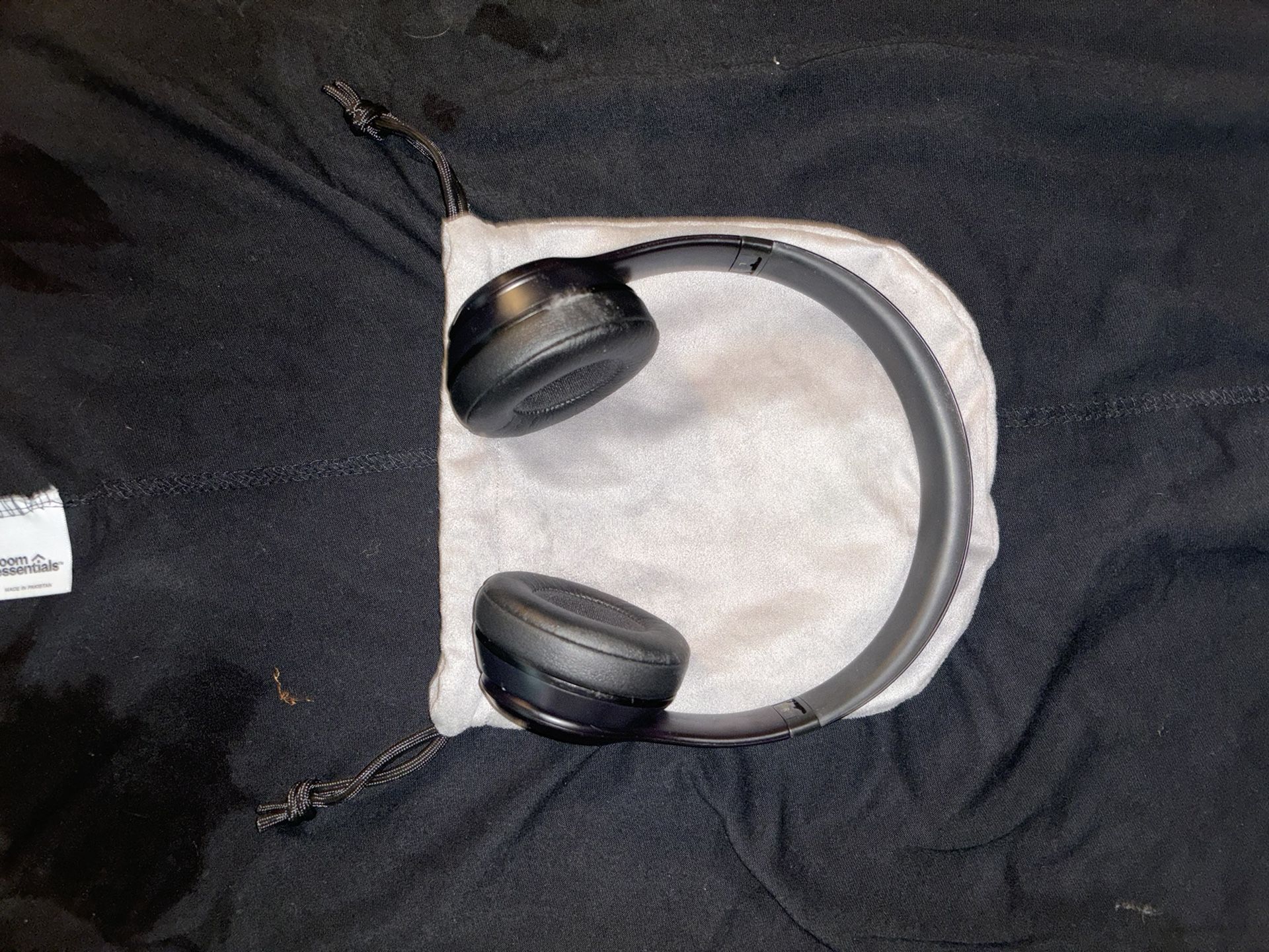 Beats Solo 3-Bluetooth Headphones