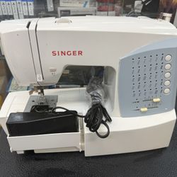 Singer Advanced 7423 Sewing Machine With Foot Pedal Embroidery Machine 