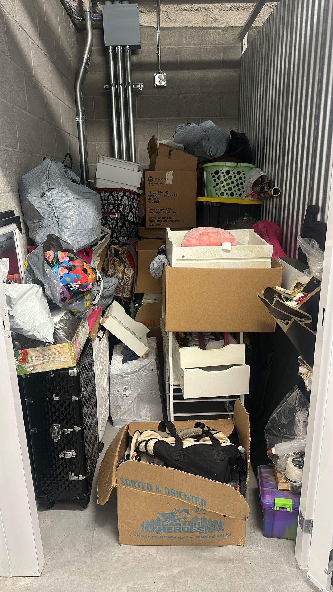Storage Unit Sale 