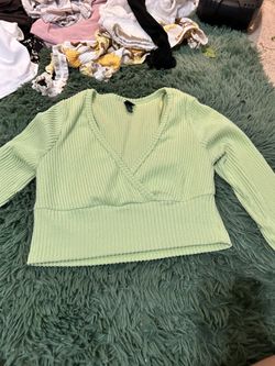 green shirt 