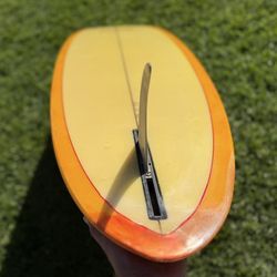 7’4” G & S 1970s single fin Surfboard Midlenth
