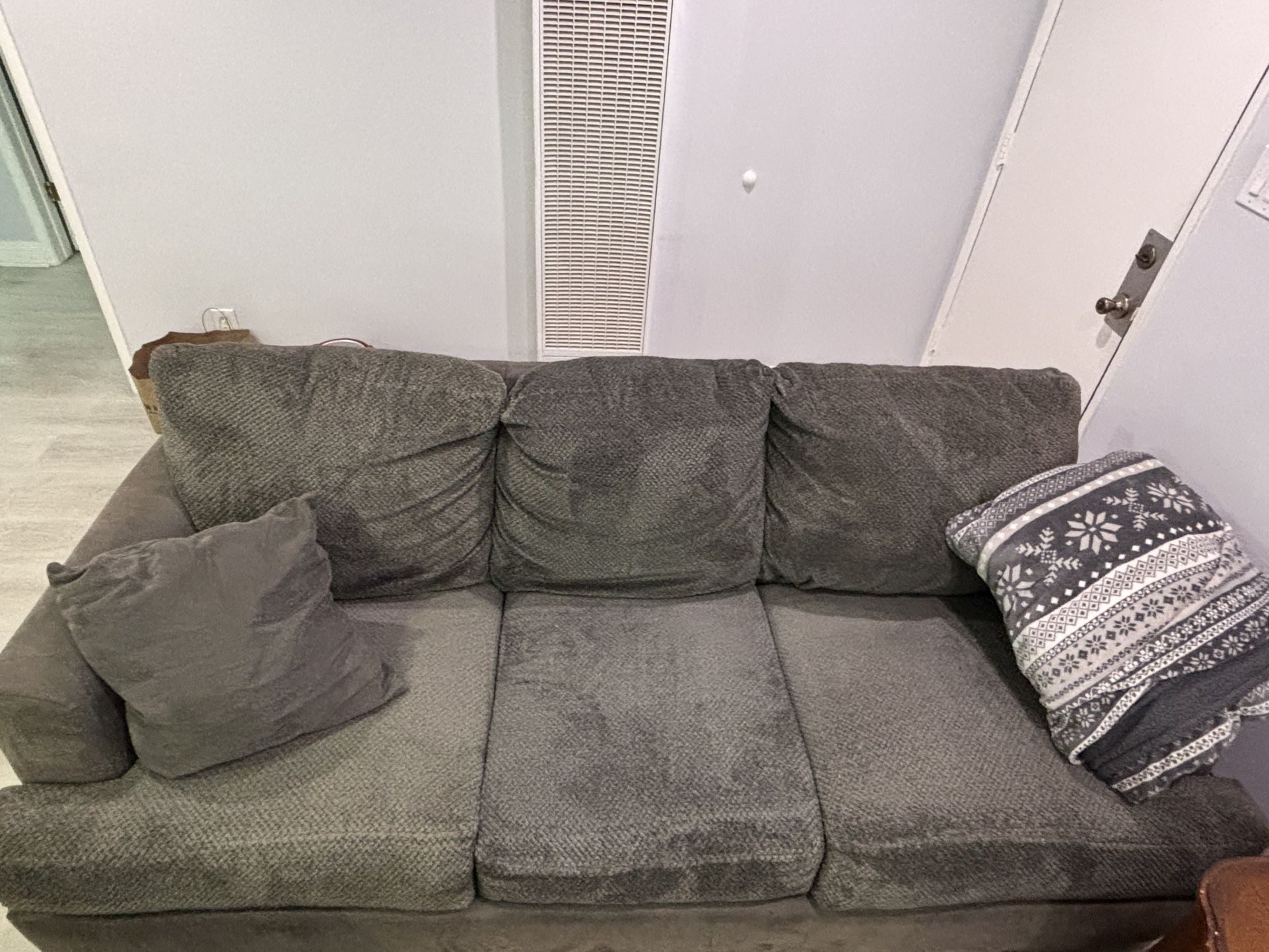 Free Sofa