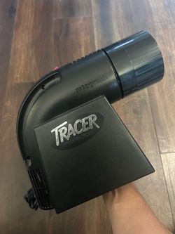 Tracer projector