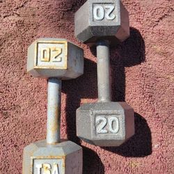 SET OF 20LB.  HEXHEAD DUMBBELLS
 TOTAL 40LBs. 
7111  S. WESTERN WALGREENS 
$35 CASH ONLY AS IS