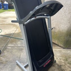 Treadmill 