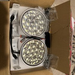 BIGLION.X 2Pcs 7inch White Boat Spotlights 210W 32000Lm Super Bright Off Road Lights Driving Roof Light Bar Marine Light Bar for Trucks Boat Marine