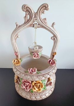 Nuova Capodimonte  Porcelain Wishing Well, 21.25" Tall x