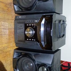 Sharp 5 Disc Stereo 
