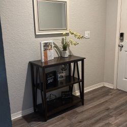 Foyer Table And Decor