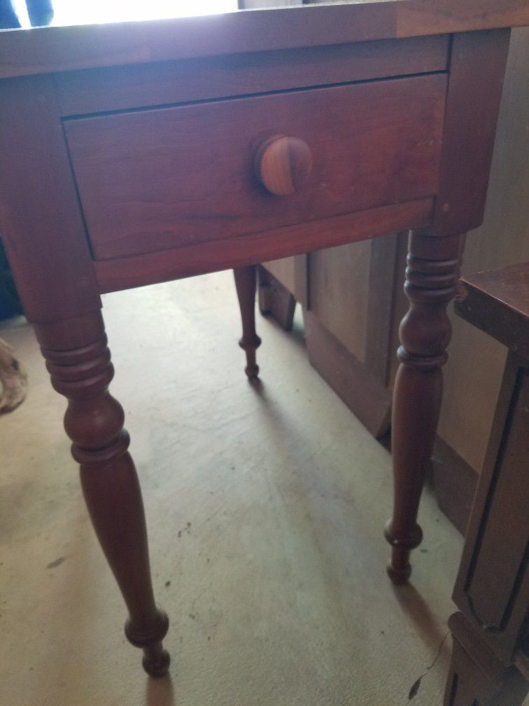 Tennessee Maple 1870's Console Table With Drawer