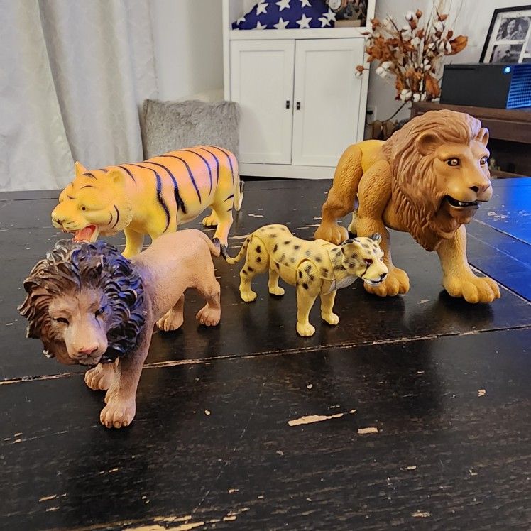 Big Cat Figure Bundle