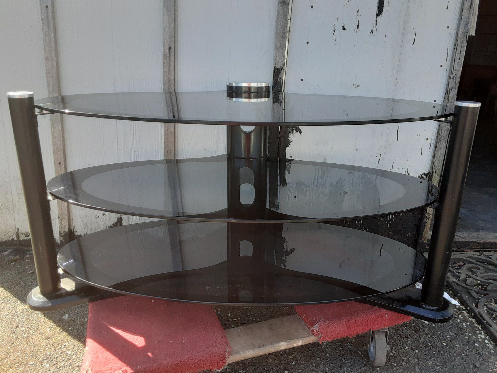 Pending Two-Tone Glass TV Stand