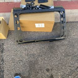 RHINO-RACK BACKBONE MOUNTING SYSTEM Part No: RJLB1