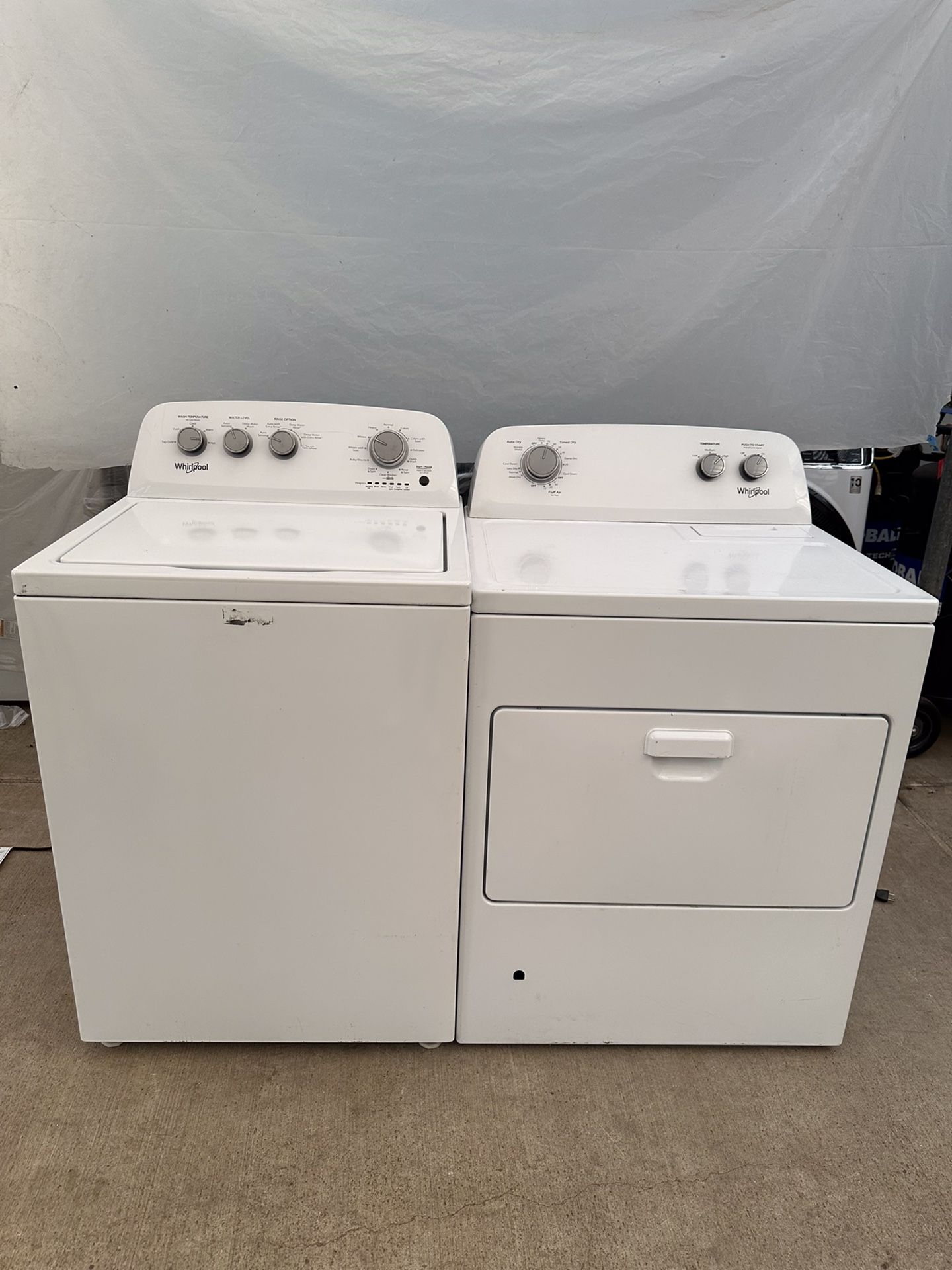 Whirlpool Washer And Gas Dryer 