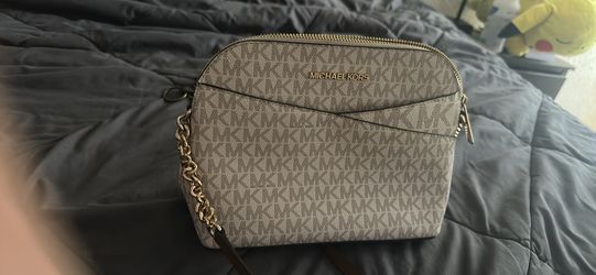 Michael Khors purse