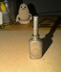 Vintage Metal oil can