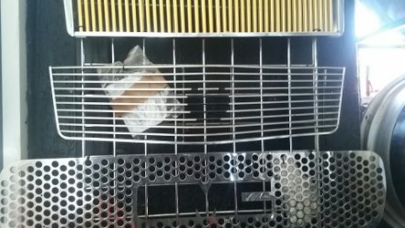 Grill for a cadillac 92-97 sts