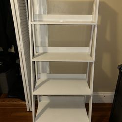 White Shelf 