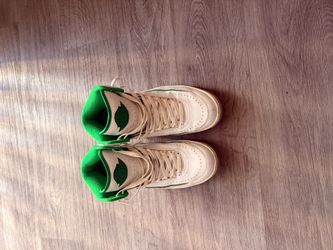 Lucky Green Jordan 2
