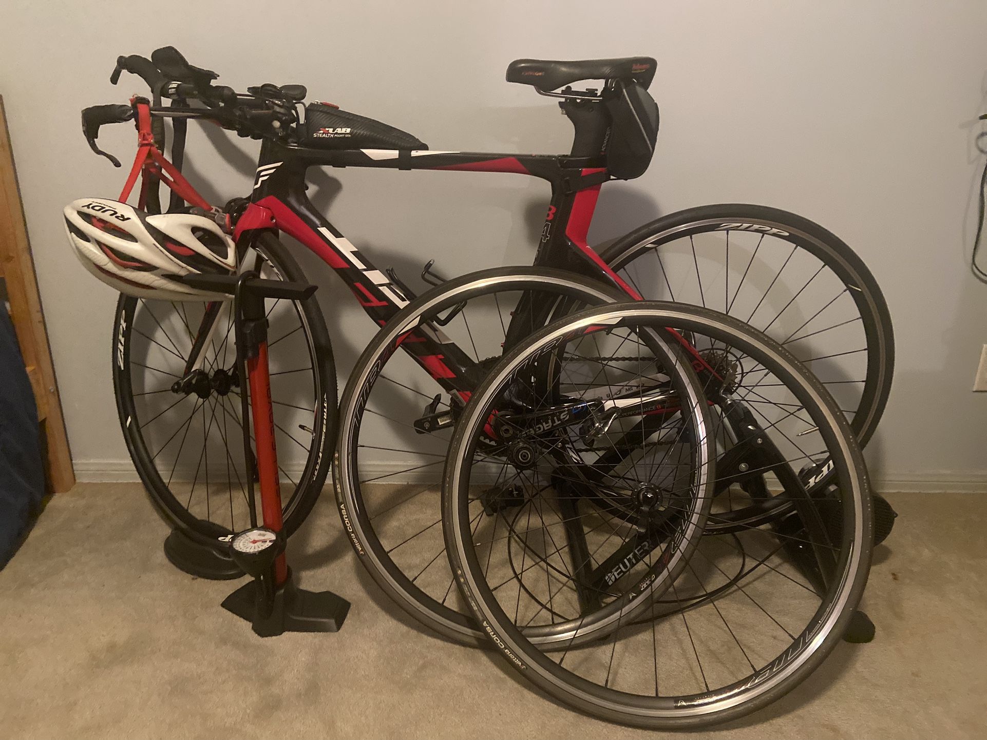 2017 Felt B14 Triathlon TT Carbon, Ultergra 6700, 11 Speed, 51 Cm, With Extras