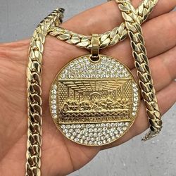 Yellow Gold big size last supper pendant and Cuban necklace 🔥🔥🔥