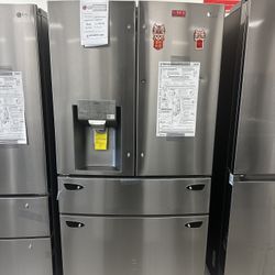 New LG Refrigerator 