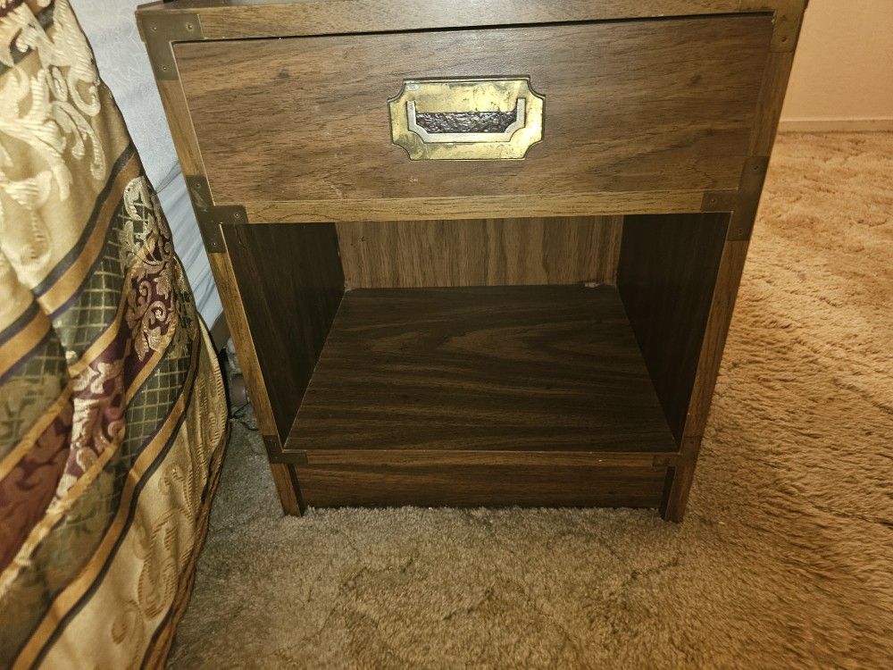 Vintage (1970's) Pair Henredon End Tables Nightstands