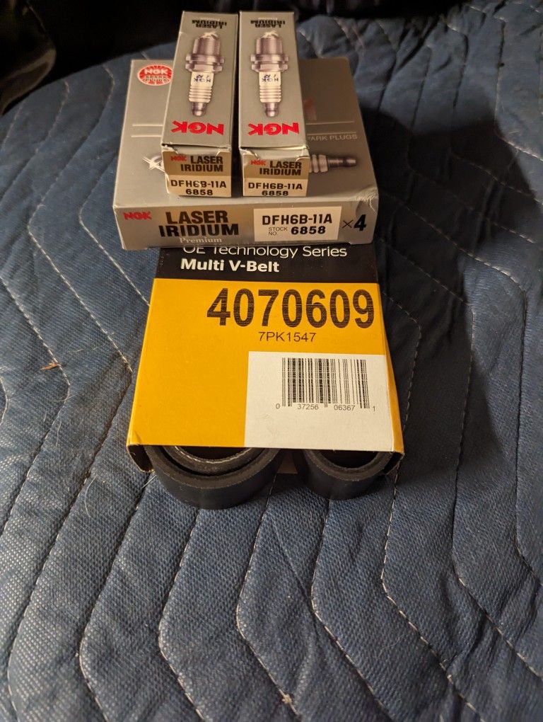 Lexus/Toyota Spark Plugs With A Belt