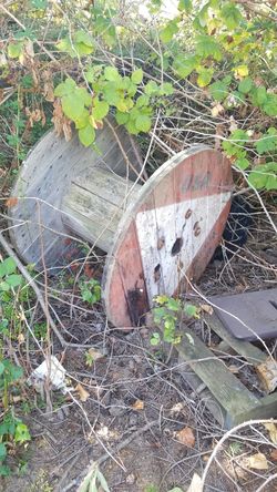 Large wooden wheel great for a table