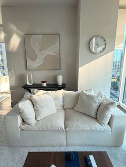 Boneless oversized loveseat