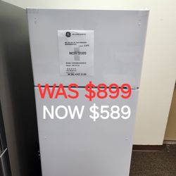 GE 17.5 Cu. Ft. Top Freezer Refrigerator 
