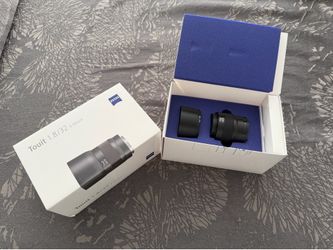 Zeiss Touit 32mm f1.8 lens for Sony E-Mount.