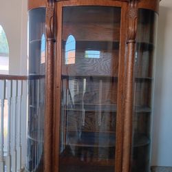 Beautiful Antique Curio Cabinet 