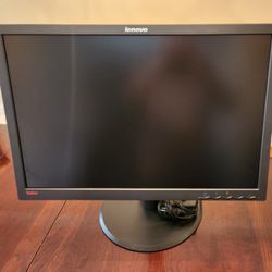 Lenovo ThinkVision LT2452pwC 24" LCD Monitor