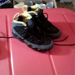2 Boys Shoes 1 Girls Shoes