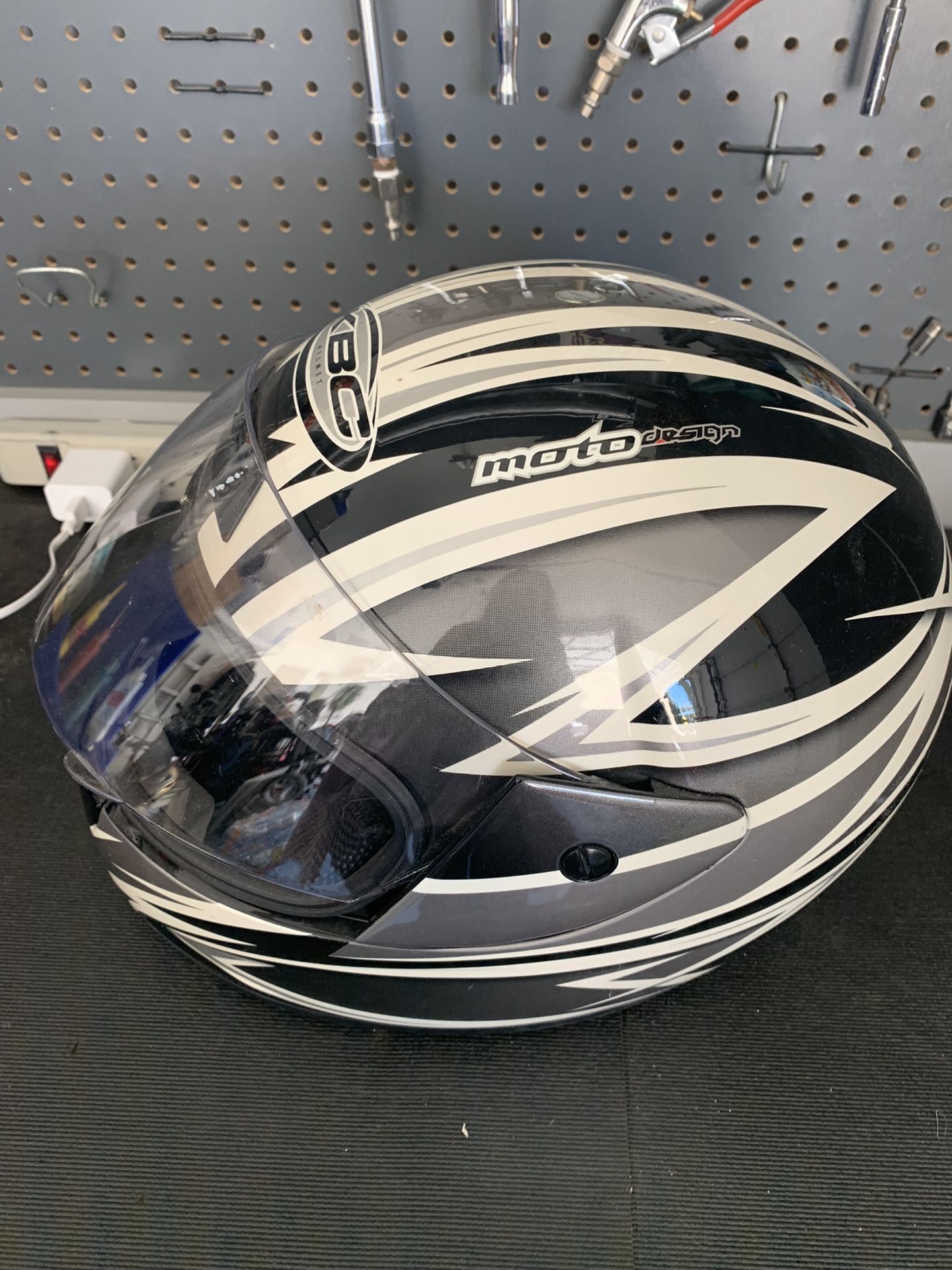 KBC Moto Design Helmet Size Large