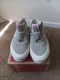 Vans size 6 epoch og women's no shoe laces