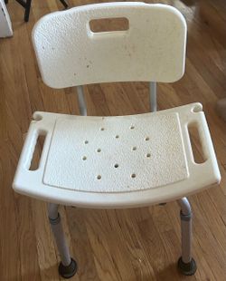 Shower Chair with Back and Adjustable Legs