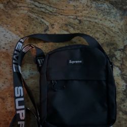 Supreme Side Bag (SS18) Black