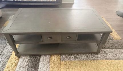 Coffee table - pickup from Northridge area