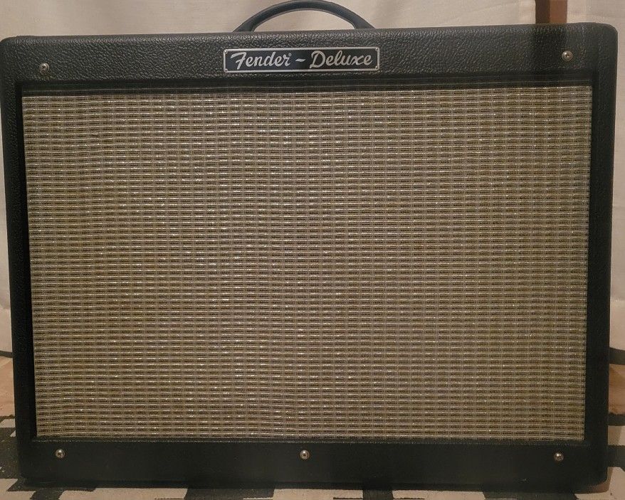 Fender Hot Rod Deluxe Amp & BOSS ME-90 Guitar Processor