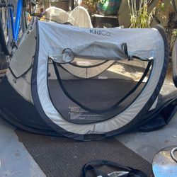 KidCo Portable Pop Up Tent For Infants/Toddlers/Pets  Comes w/Padded Mat & Carry Bag