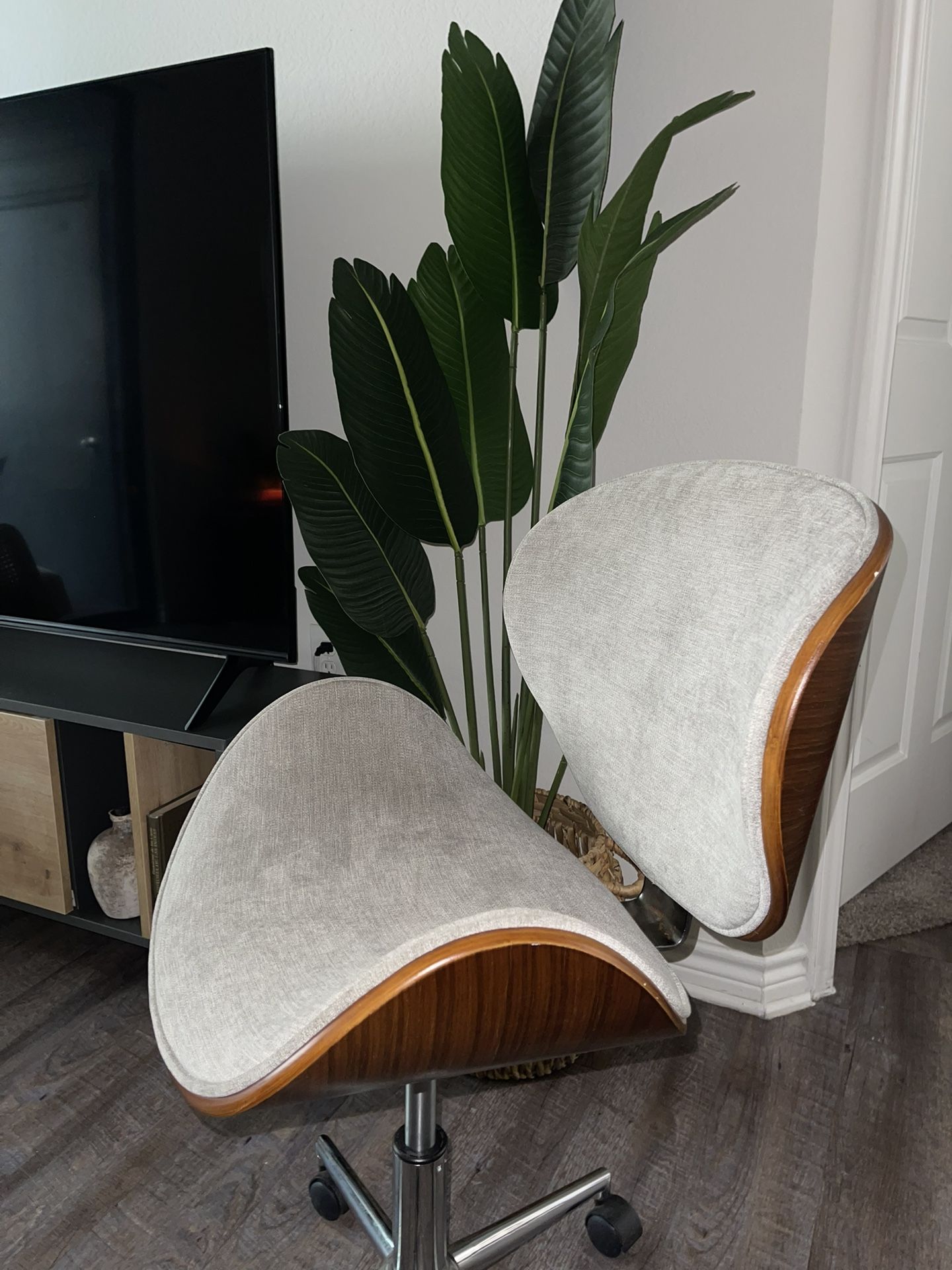 Modern Office Chair – Stylish & Comfortable