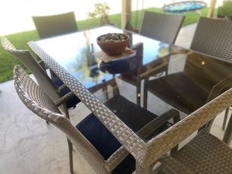 Glass patio table with 6chairs