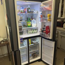 Samsung Refrigerator in excellent Working Condition 