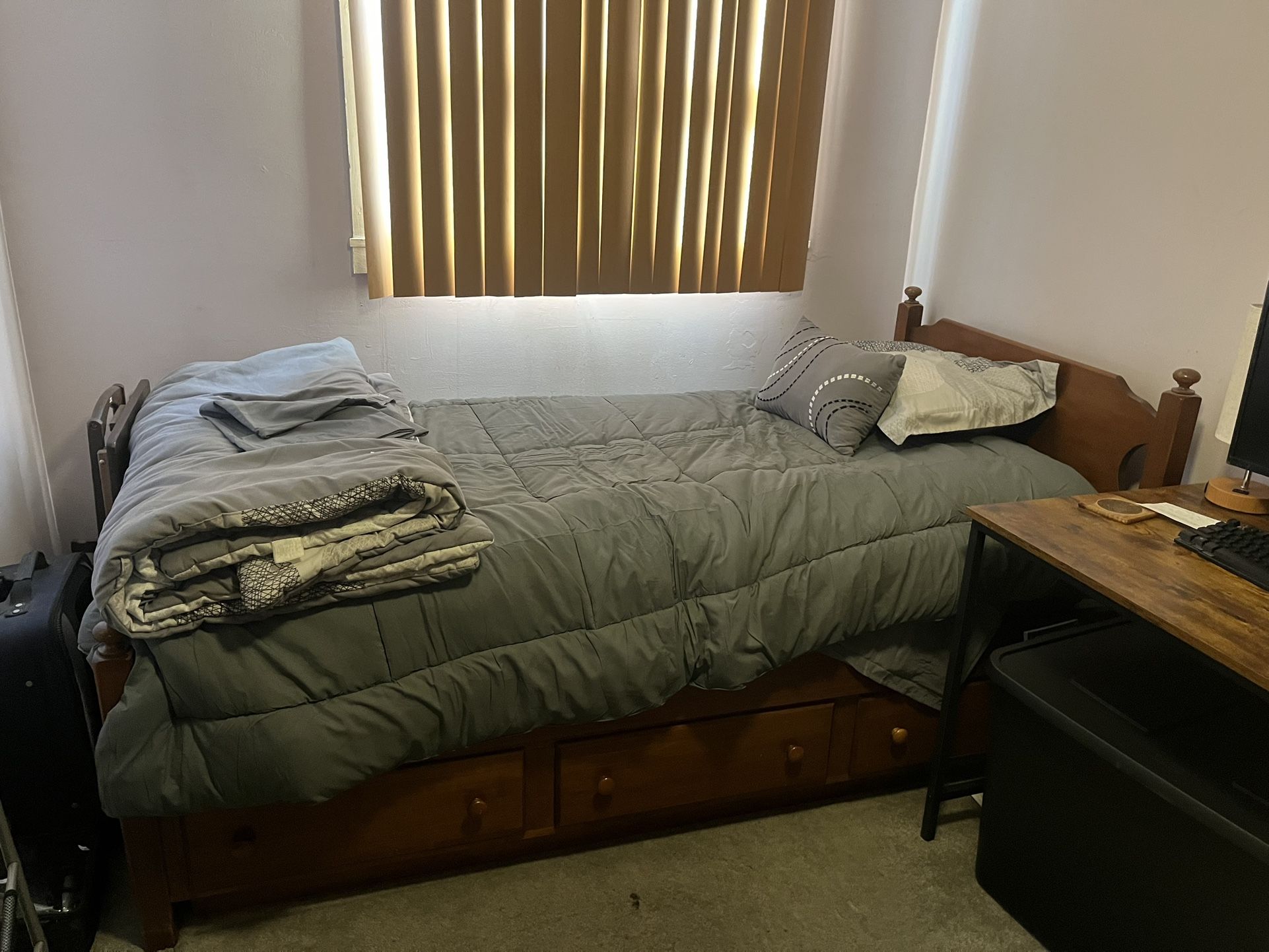 Twin Bed