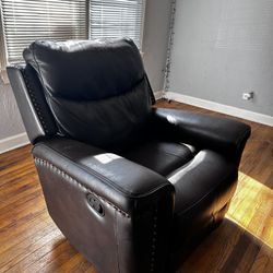 Dark Brown Couches &Recliner  Pls Read Description