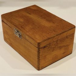 111 YEAR OLD Fine Vintage Original Art Jewelry Cigar Dresser Box NY Made Antique