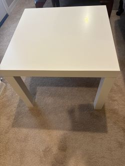Small White Stand 22in x 22in x 18in